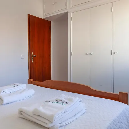 A21 - Da Rocha Step 아파트 *